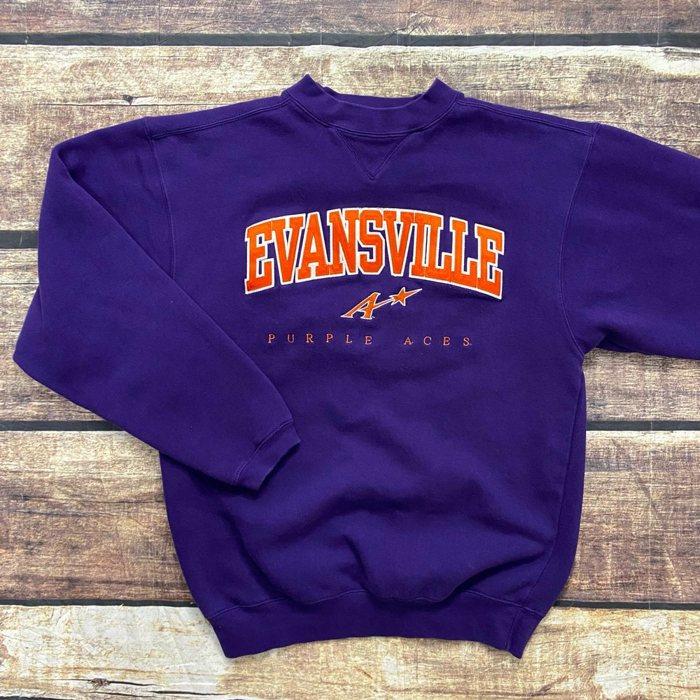 ❌SOLD❌ Vintage College Crewneck Sweatshirt Medium Stitched Embroidered Chicago - Picture 1 of 4